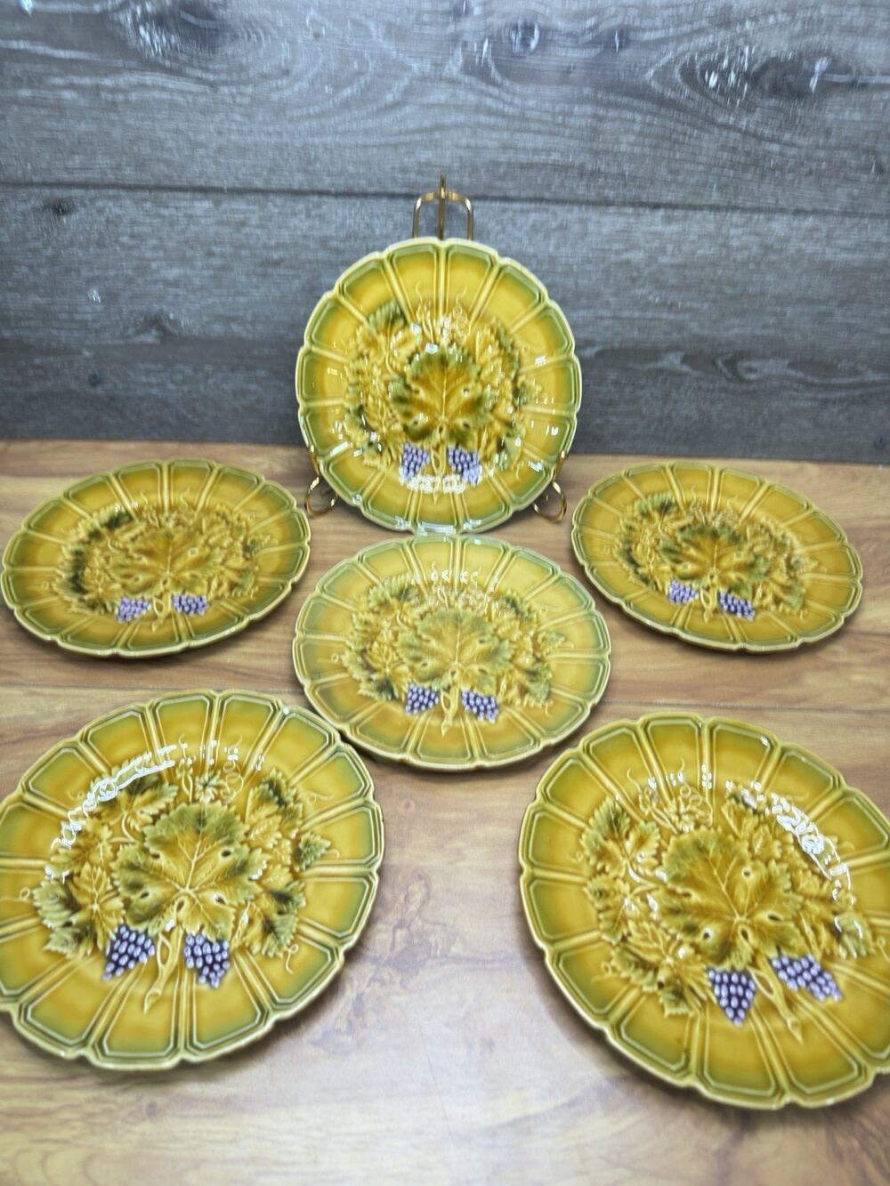 VTG PV France Majolica Green Grape Leaf Scalloped Plates 7-5/8" Yellow Honey~6pc